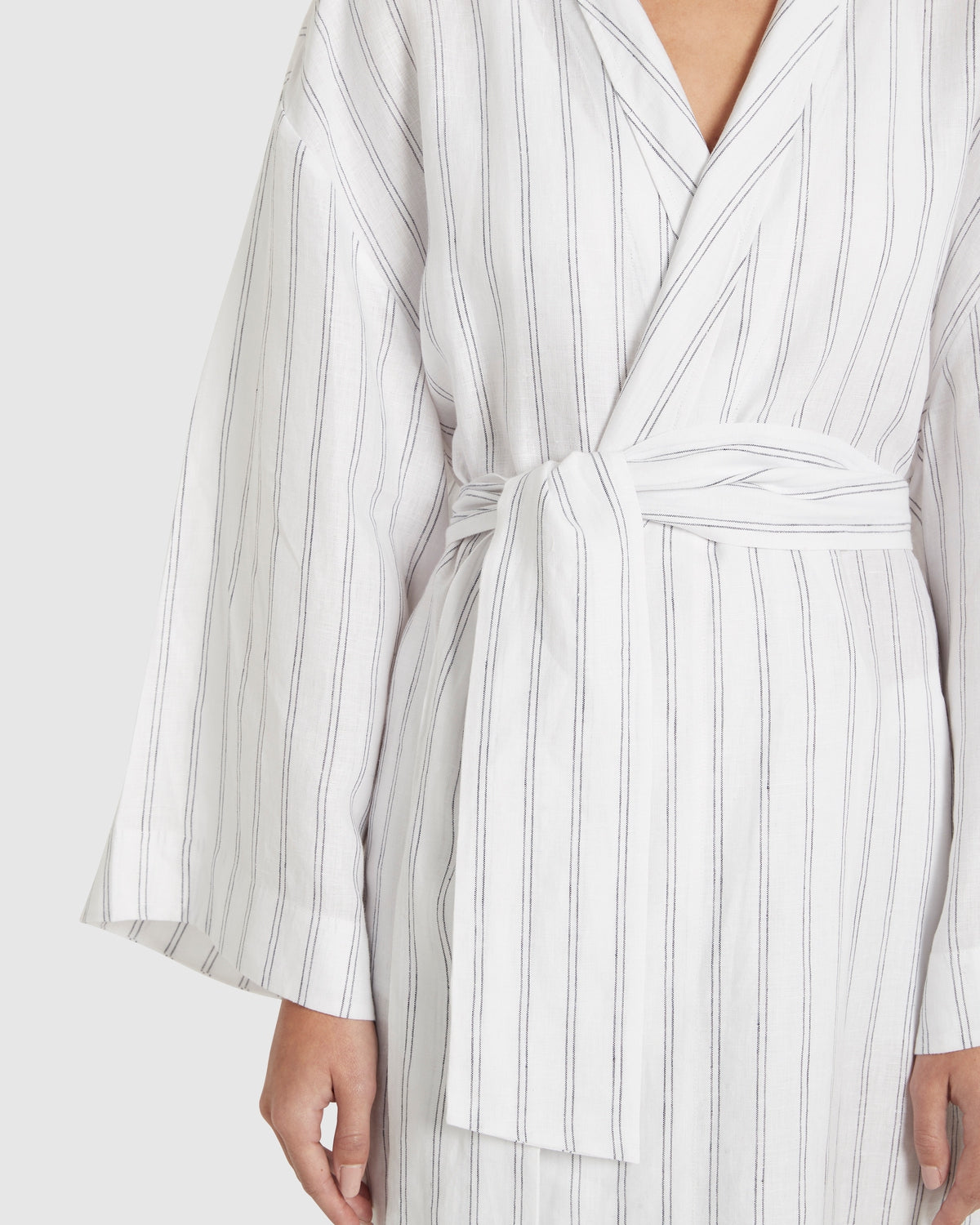 Load image into Gallery viewer, Salou Linen Robe - Stripe
